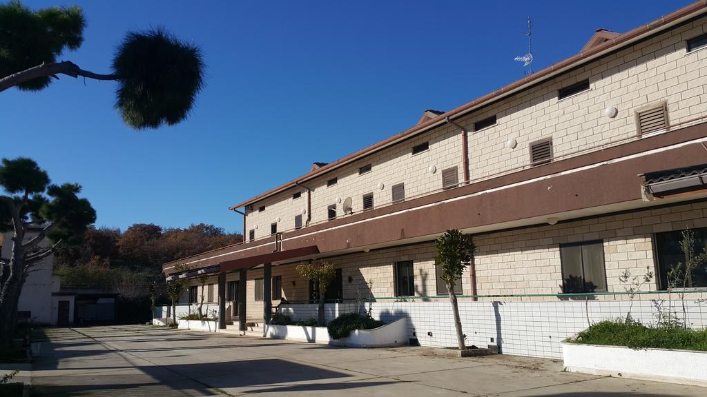 Hotel Menta E Rosmarino Monte SantʼAngelo Kültér fotó