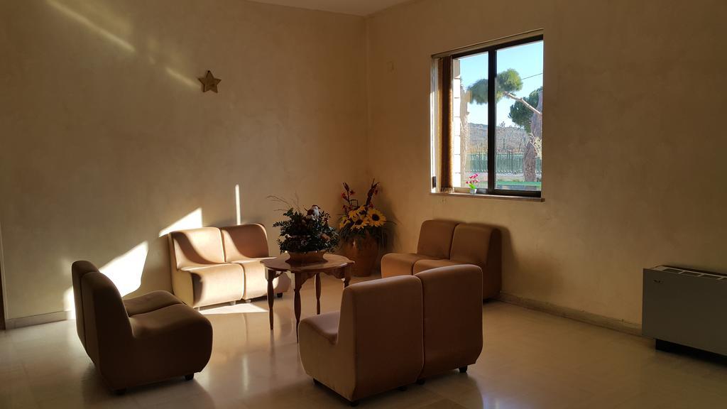Hotel Menta E Rosmarino Monte SantʼAngelo Kültér fotó
